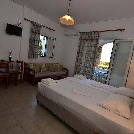 Morpheas Rooms Palaiochora Luaran gambar