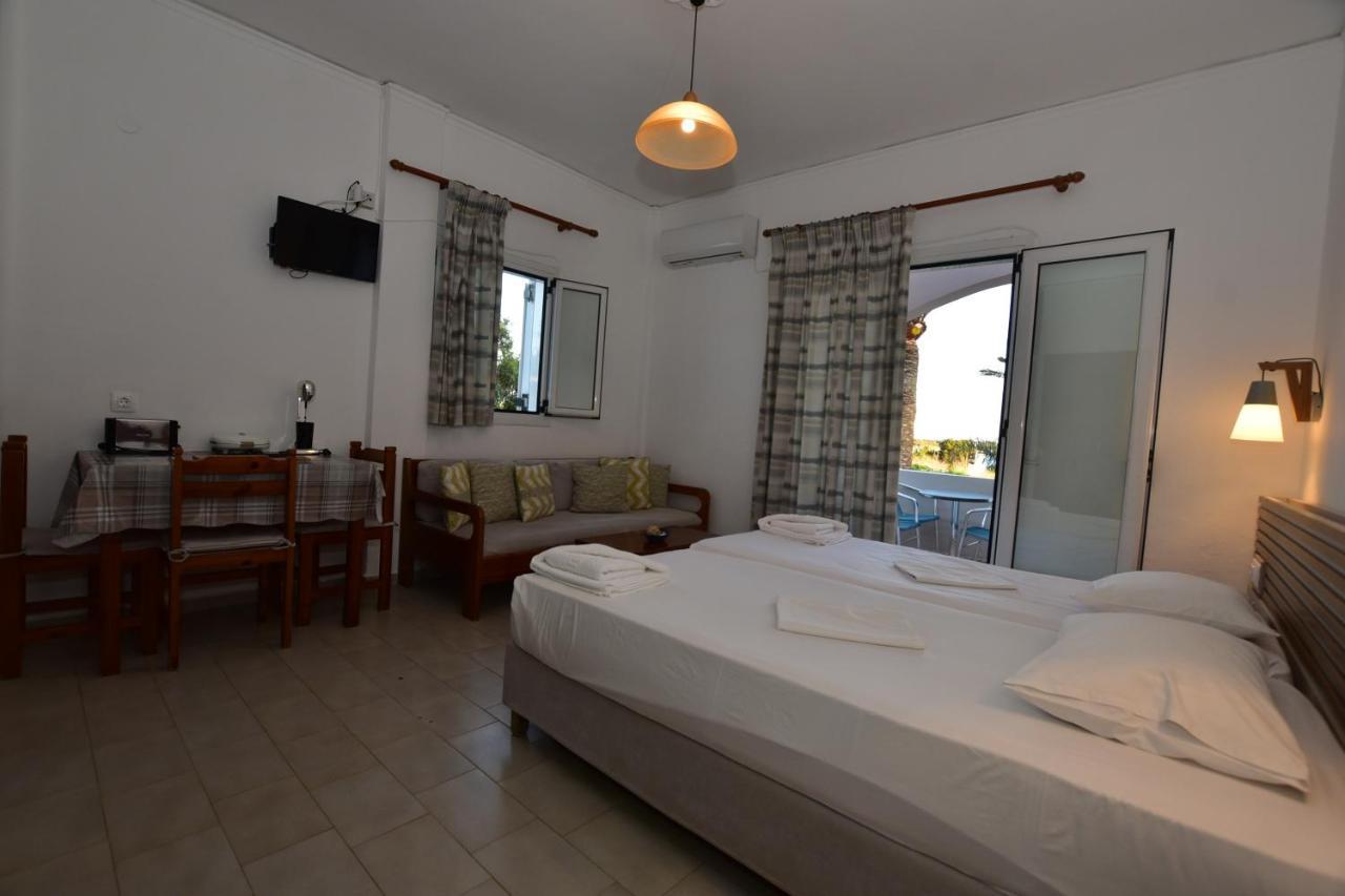 Morpheas Rooms Palaiochora Luaran gambar