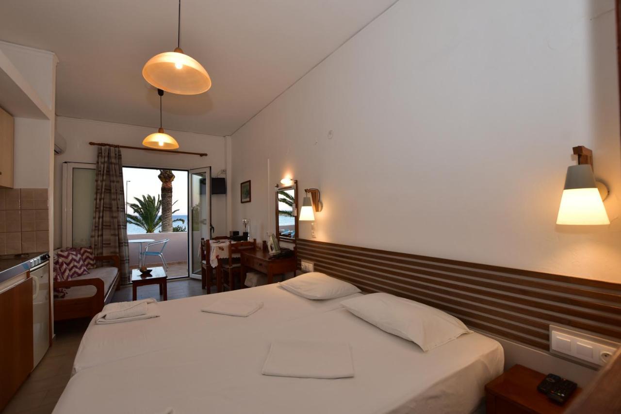 Morpheas Rooms Palaiochora Luaran gambar