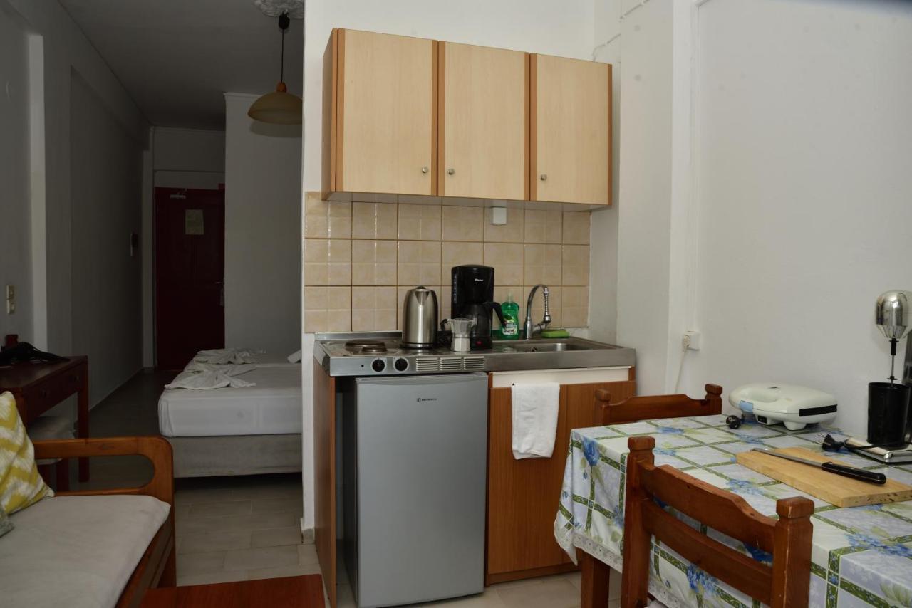 Morpheas Rooms Palaiochora Luaran gambar